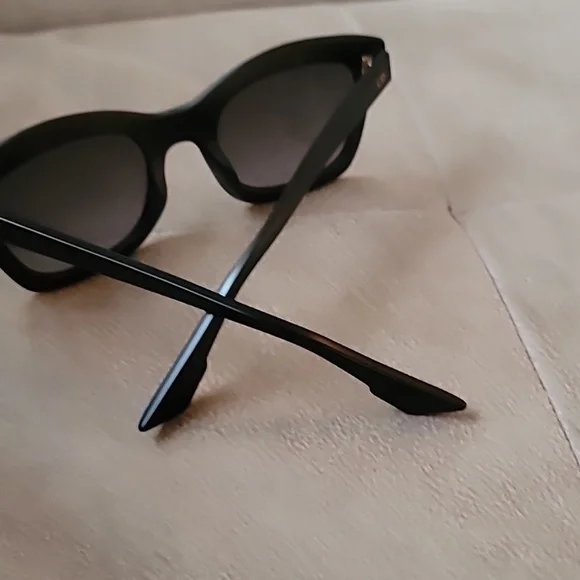 Vintage Christian Dior Elyse Black Square Abstract Sunglasses - Picture 7 of 7